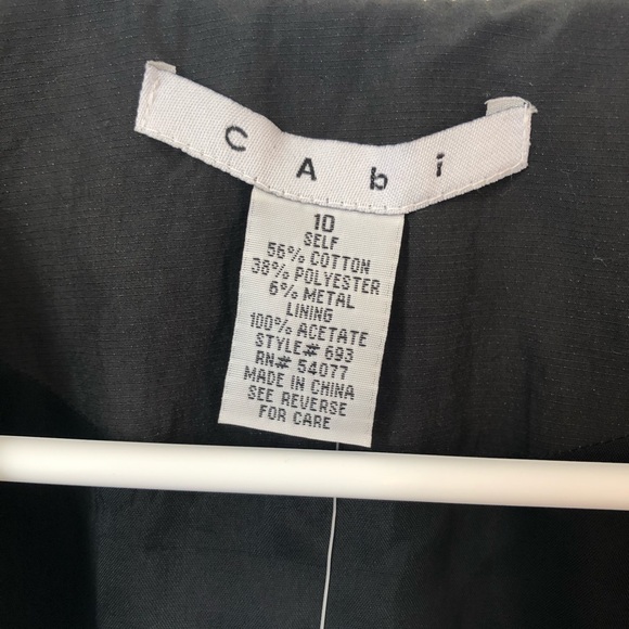 NWT CAbi crinkle ruffle blazer - Picture 4 of 8